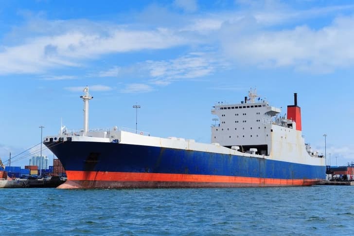 Global oil prices rise amidst US-Israel-Iran conflict oil tanker