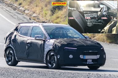 Next-gen Hyundai i20 interior spied 