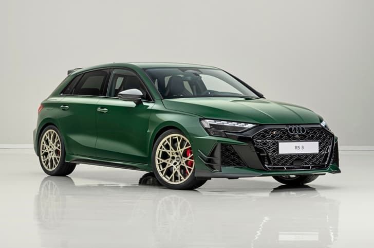 Audi RS3 front quarter 