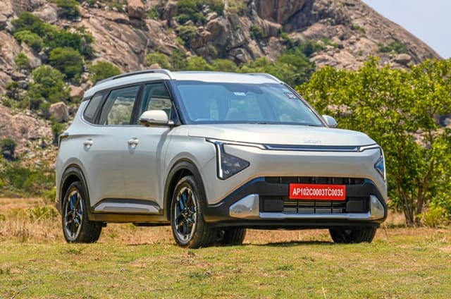 Kia updates Carens Clavis with new variants, added features