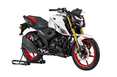 2026 TVS Apache RTR 160 4V launched at Rs 1.25 lakh