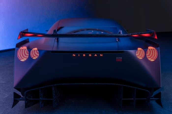 Nissan GT-R