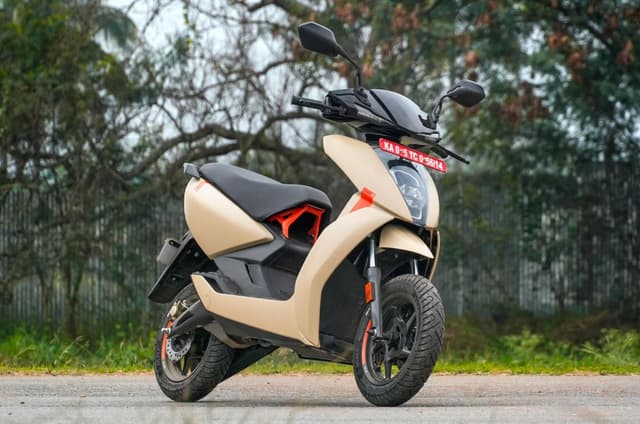 One in ten two wheelers sold in March 2026 was an EV