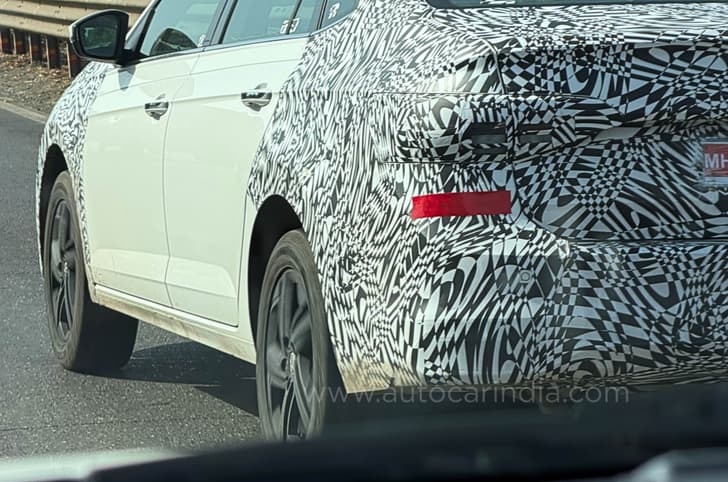 Volkswagen Virtus facelift test mule Volkswagen Virtus facelift test mule