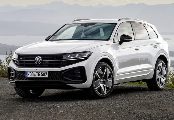 VW Touareg front quarter static VW Touareg front quarter static