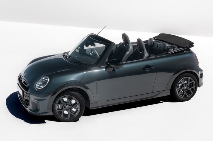 Mini Cooper Convertible JCW
