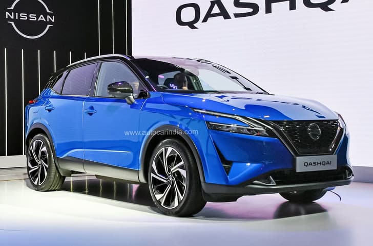 Nissan Qashqai front third