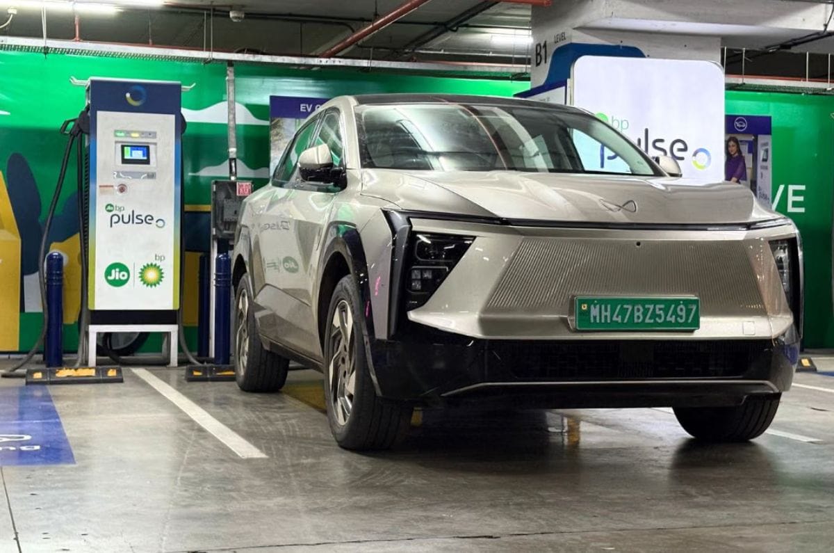 News Karnataka plans to reintroduce lifetime tax on EVs 1 hr ago Suraj Viswanathan