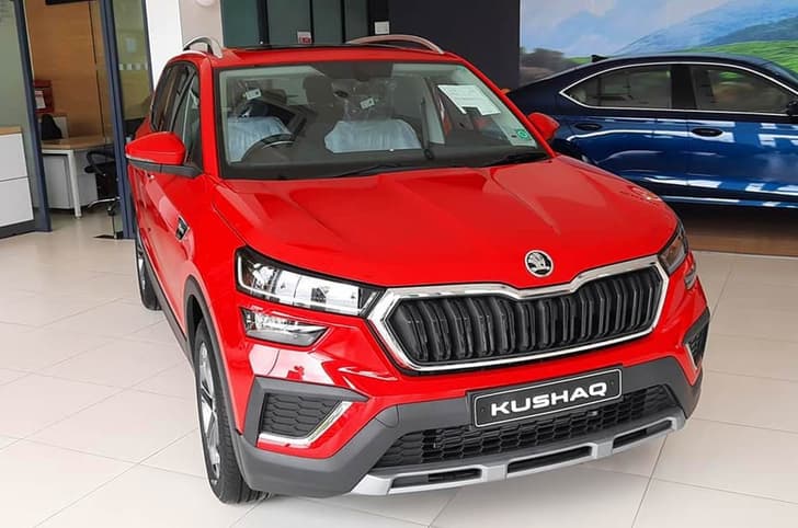 Skoda pre-facelift Kushaq front quarter static