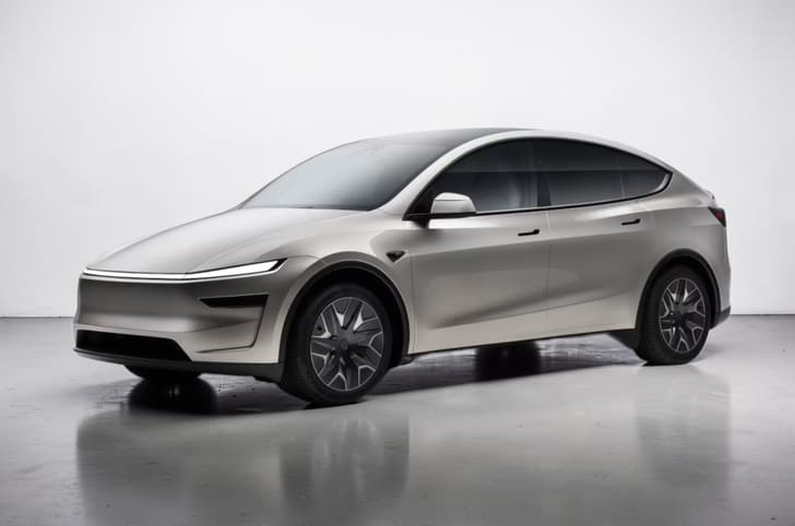 Tesla Model Y long wheelbase 