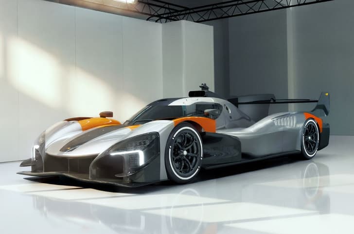 McLaren MCL-HY GTR front third