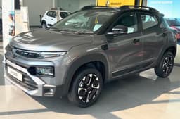 Benefits of up to Rs 65,000 on Renault Kiger, Triber in May 2026