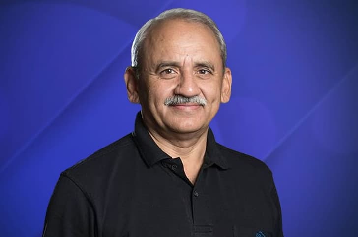 Bajaj Auto promotes Rakesh Sharma as the Joint Managing Director