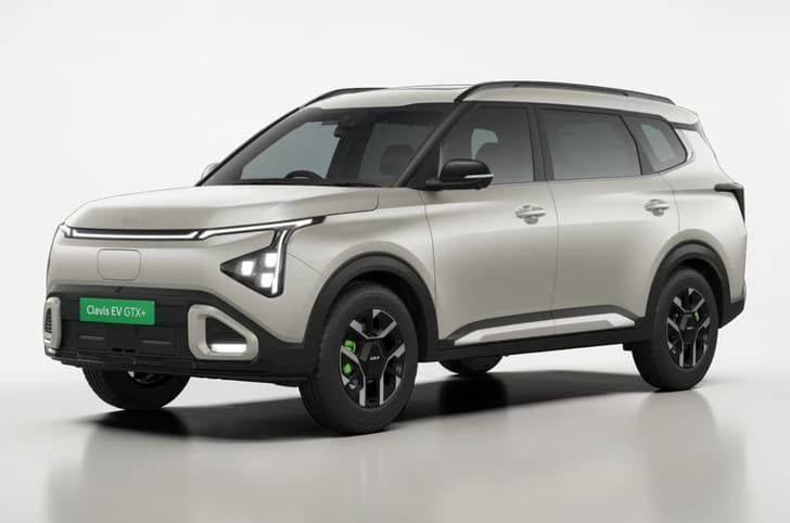 Kia launches battery rental scheme for Carens Clavis EV 2026 Kia Carens Clavis EV front quarter