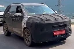 Second-generation Kia Sonet spied in India