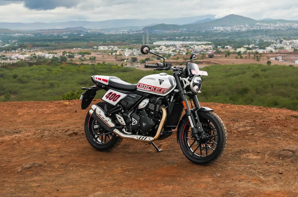 Triumph Tracker 400 static