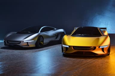 Jaguar XJ220 supercar reimagined by Callum Designs
