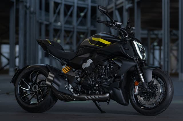 Ducati Diavel V4 Black Roadster Livery Launched in India