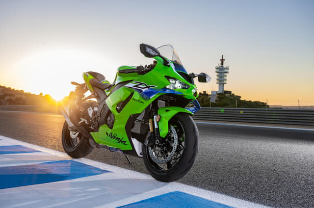 Kawasaki offering discounts up to Rs 2.89 lakh on Ninja models