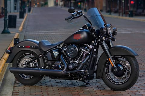 Harley Davidson Deadwood unveiled
