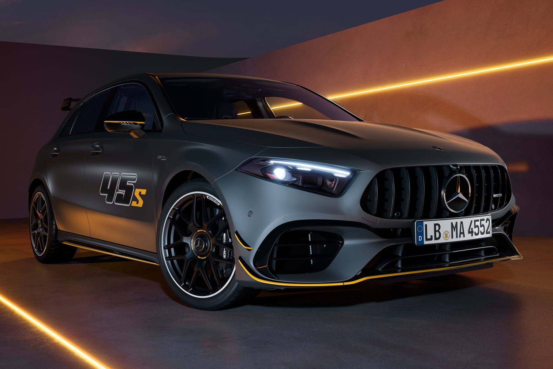 Mercedes-AMG A 45 S Final Edition front quarter static