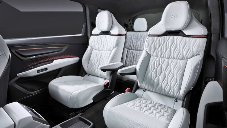 Audi SQ9 seats