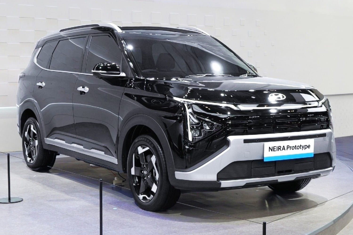Hyundai Neira Concept unveiled as rebadged Kia Carens Clavis EV 1 hr ago•Viraaj Bhatnagar