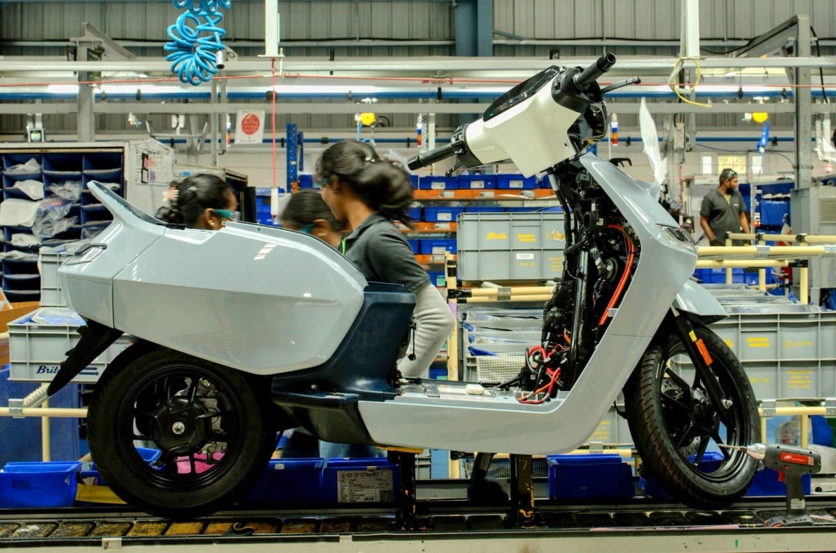 Ather EL platform scooter on the production line