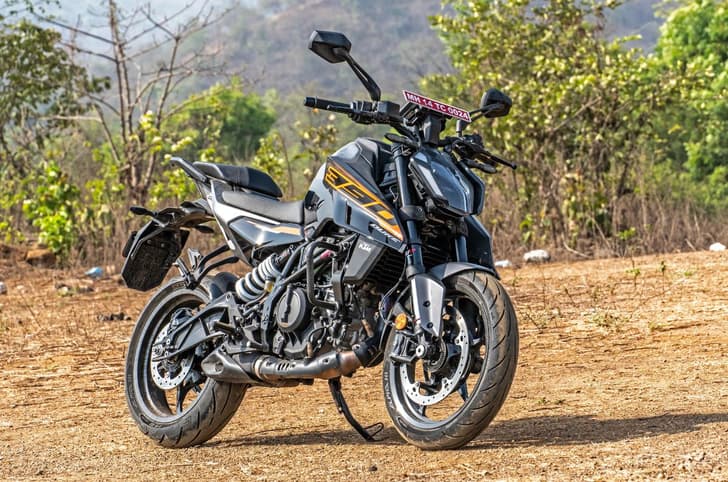 KTM 390 Duke range prices increased by up to Rs 7,000
