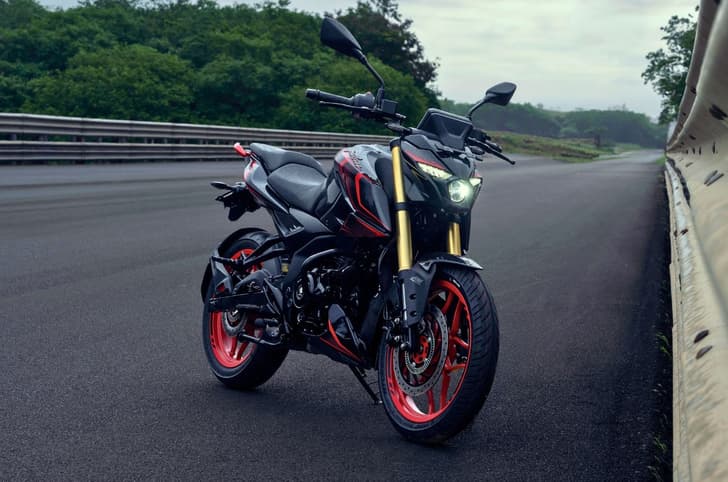 Bajaj Pulsar N160 S, N160 SS launched at Rs 1.34 lakh with new 4-valve engine