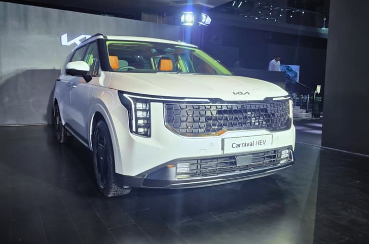Kia India announces Carnival hybrid specifications