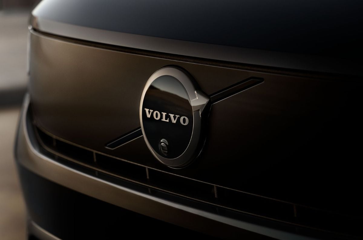 Volvo to launch 13 new cars globally by end of 2030