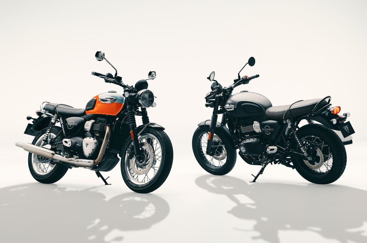 Triumph Bonneville T40 and T40 Black front and rear angle statics in studio