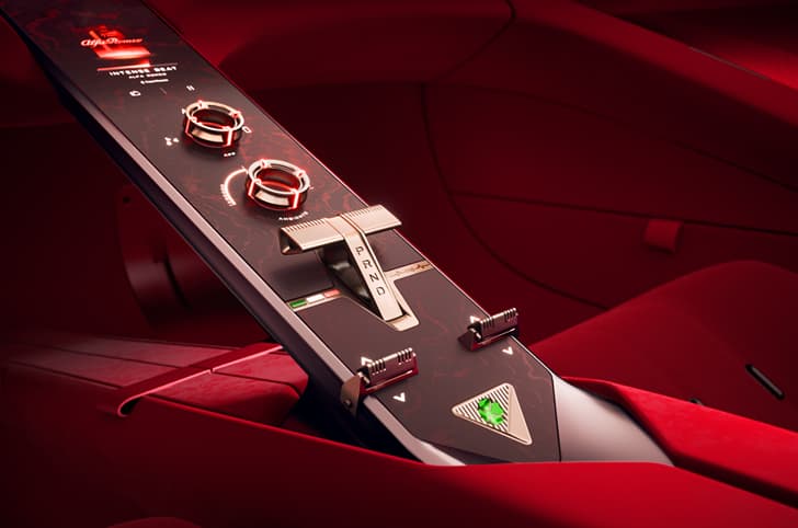 Alfa Romeo Cuorerosso centre console Alfa Romeo Cuorerosso centre console
