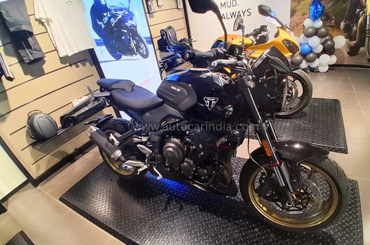 Triumph Trident 800 at a dealership