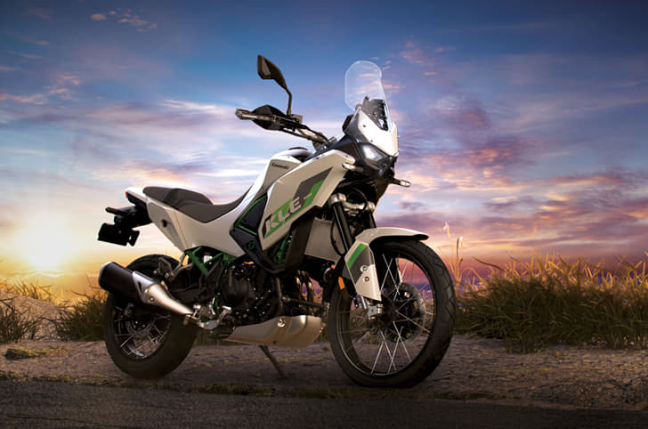 2027 Kawasaki KLE500 SE SmartRide revealed