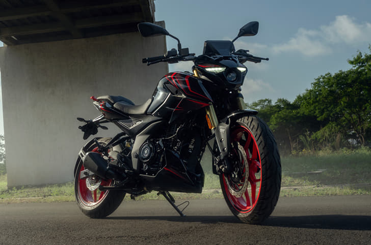New Bajaj Pulsar N250SS parked under a bridge