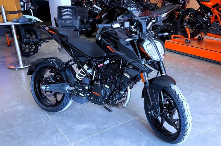 An indoor shot of the updated KTM 200 Duke