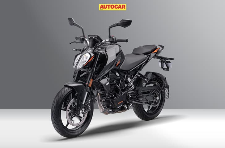 Updated KTM 200 Duke front left quarter