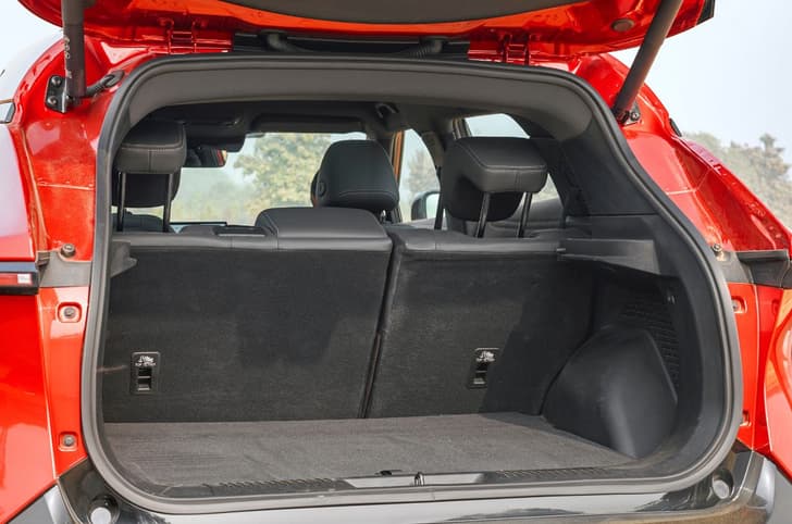 Vinfast VF7 boot space Vinfast VF7 boot space