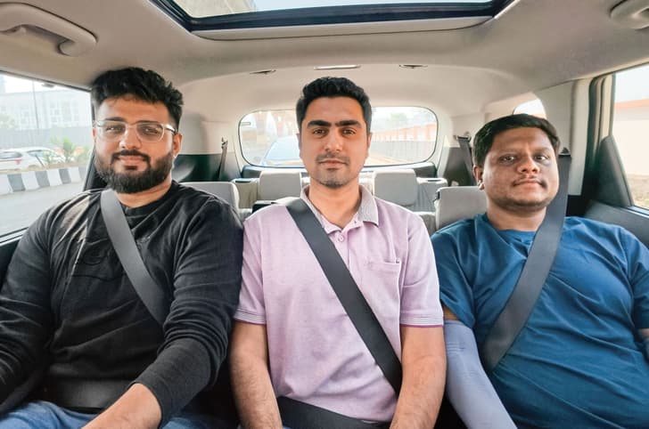 Kia Carens Clavis EV second row 