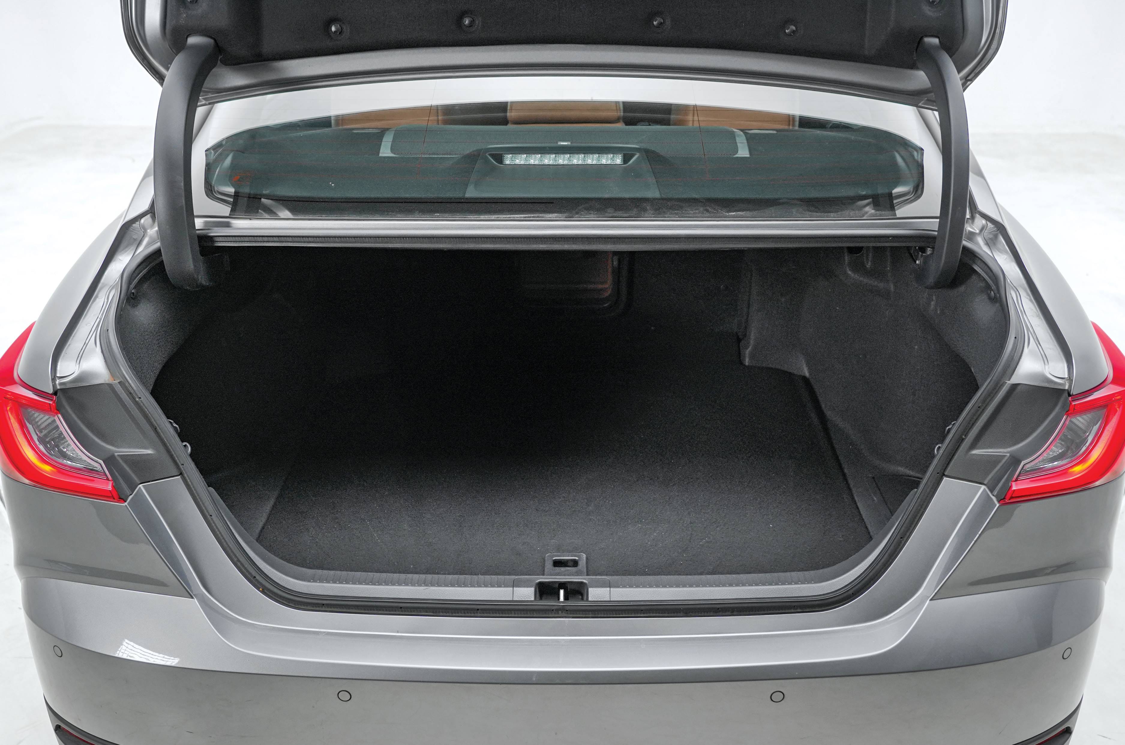 Toyota Camry boot