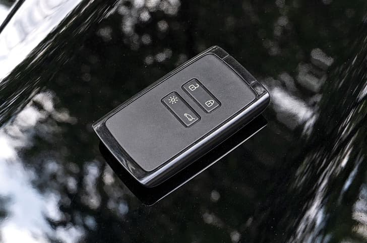 Renault Duster key fob Renault Duster key fob