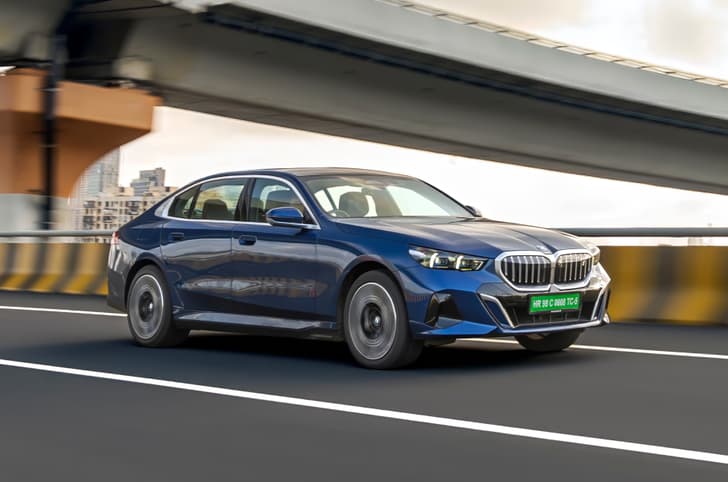 BMW i5 LWB front quarter tracking BMW i5 LWB front quarter tracking