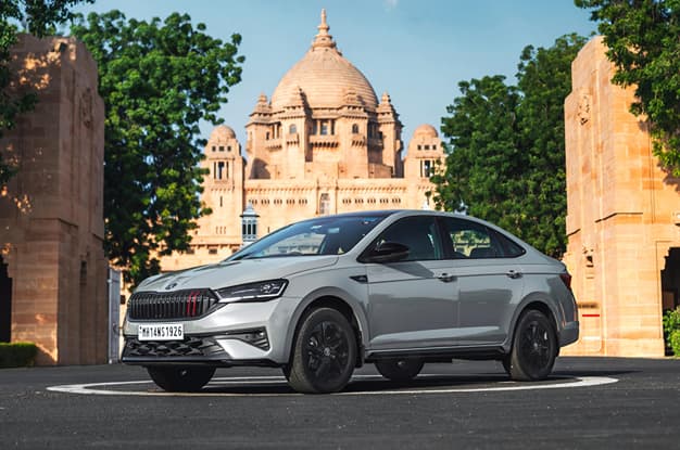 Skoda Slavia Monte Carlo front qiuarter static