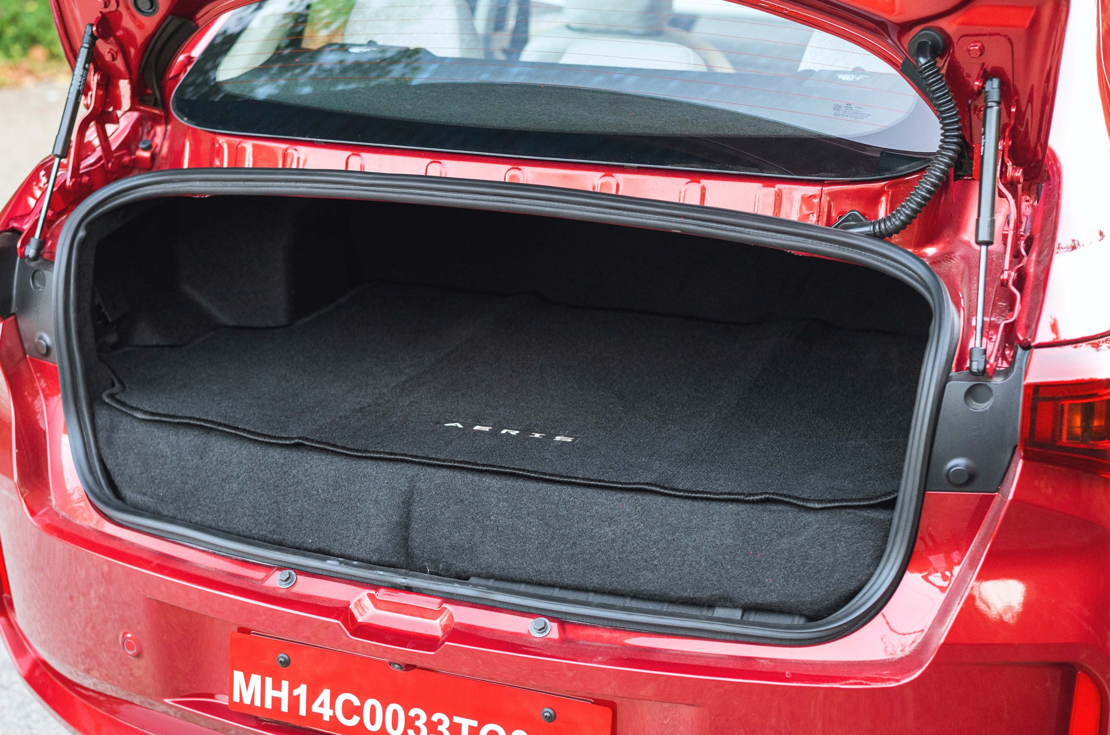 Tata Aeris iCNG boot space