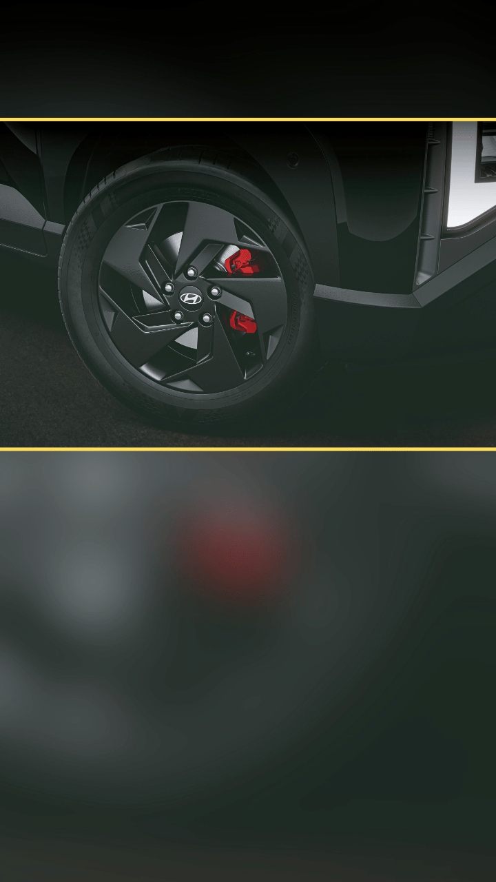 Hyundai Venue Knight Edition alloy wheel